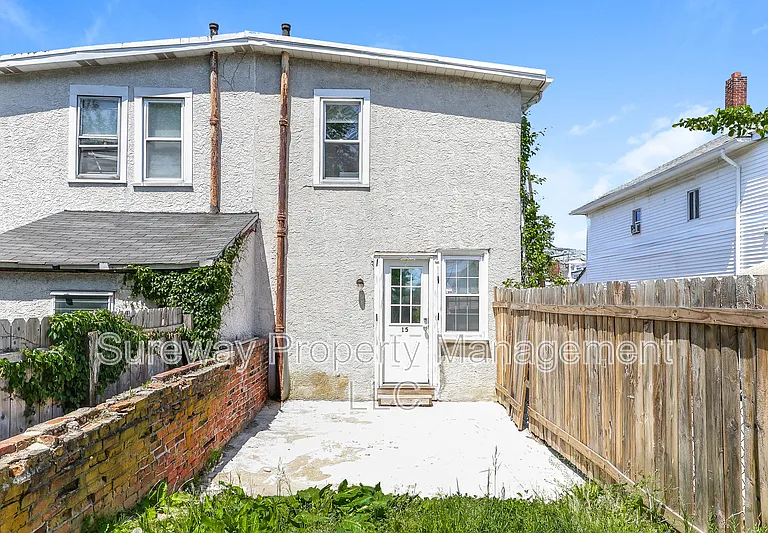 15 Marshall Ave — Photo 15
