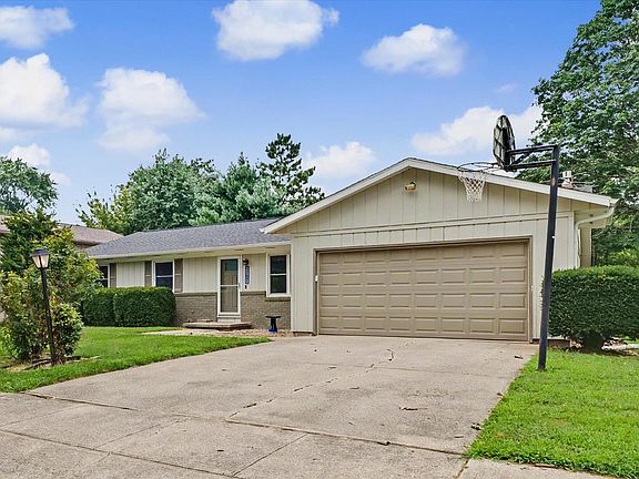 4th image of 2312 Blackthorn Dr