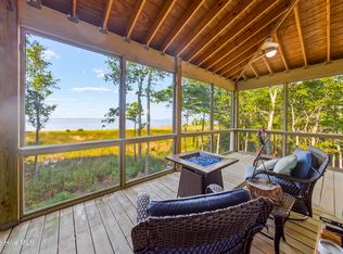 452 Indian Bluff Drive, Arapahoe, NC 28510