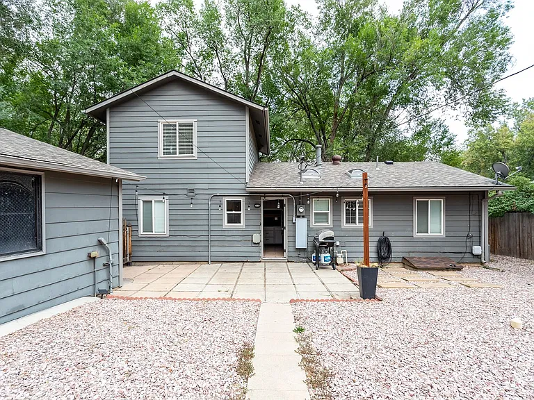 1005 Norwood Ave — Photo 33