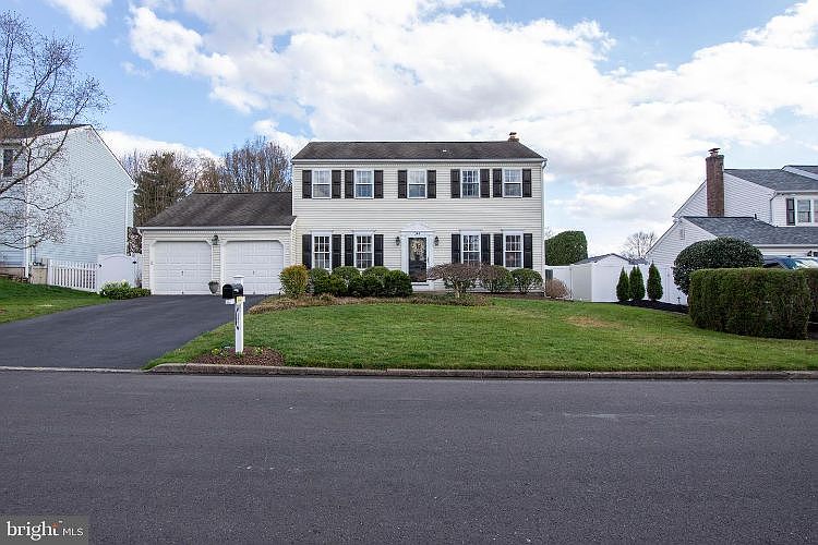 1st image of 244 Bernick Dr