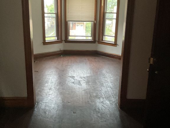5th image of 7237 S Union Ave APT 2
