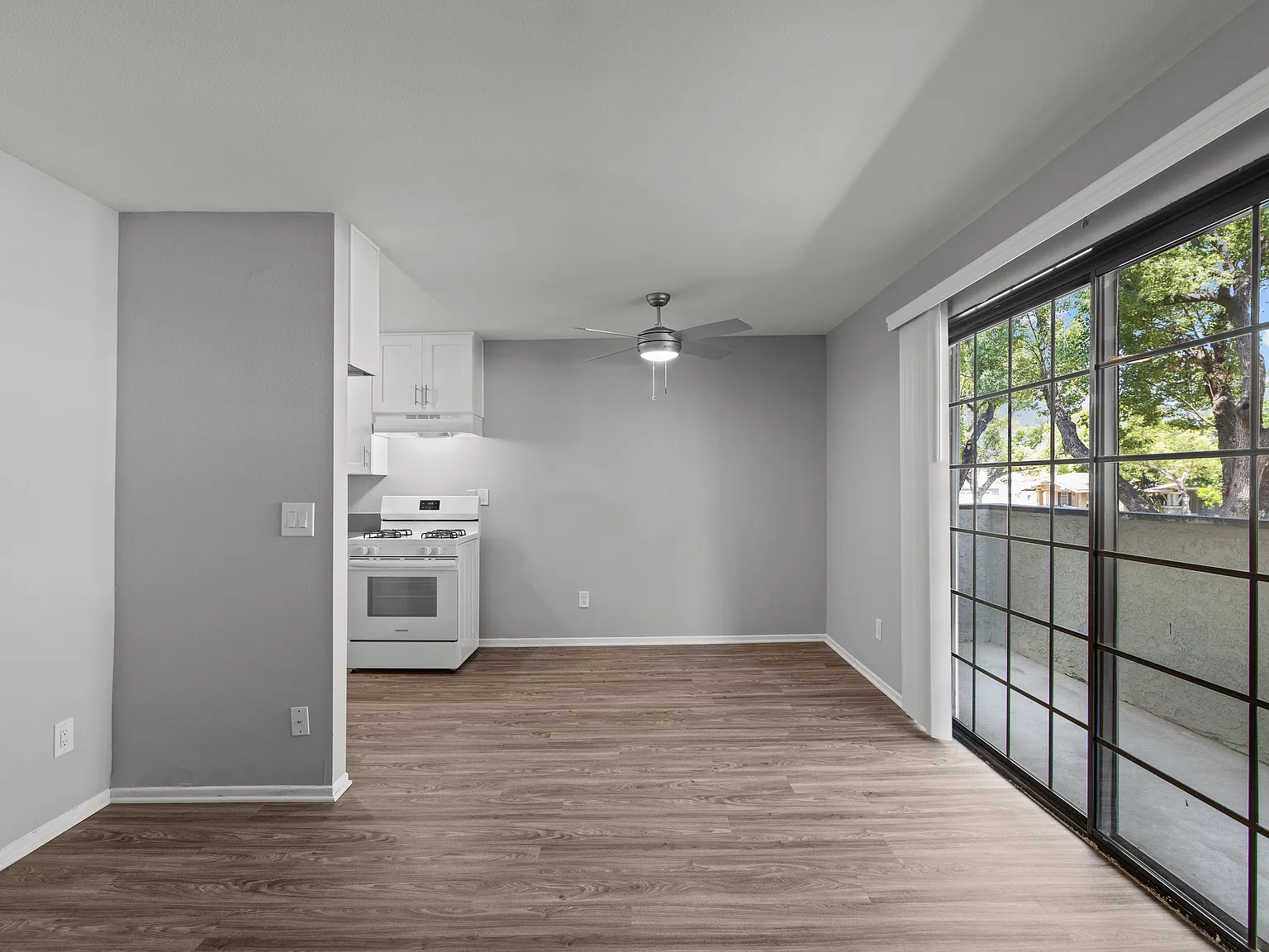 Myrtle Street Apartments — Photo 4