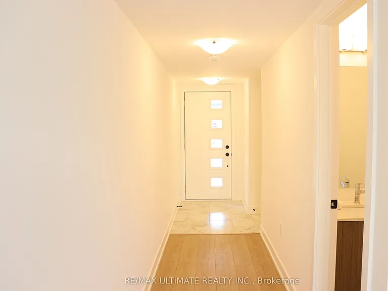 61 Flan Blvd — Photo 6