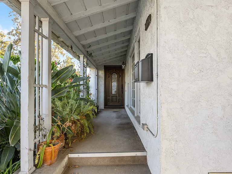 1207 Graynold Ave — Photo 32