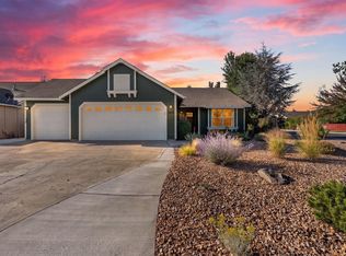 1454 NW Spruce Ct, Redmond, OR 97756