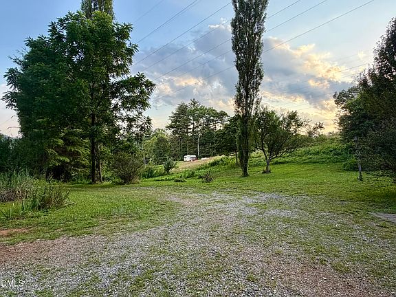 4th image of 251 Cox Rd