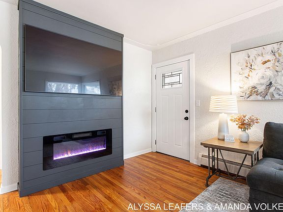 5th image of 3776 Earle Ave SW