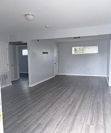 2nd image of 840 Franklin Ave APT E