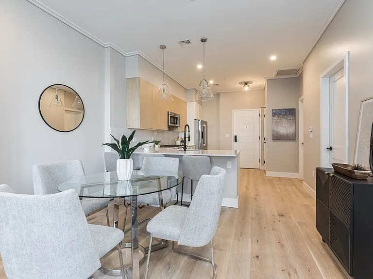 70 Leo M Birmingham Pkwy #405 — Photo 7