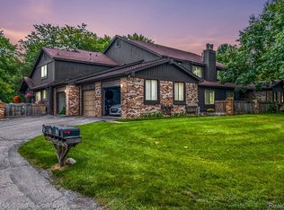 2017 Beekman Ct, Flint, MI 48532