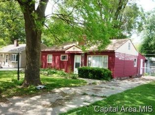 2437 E Wilshire Rd, Springfield, IL 62703