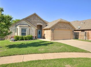 11861 SW 26th Ter, Yukon, OK 73099
