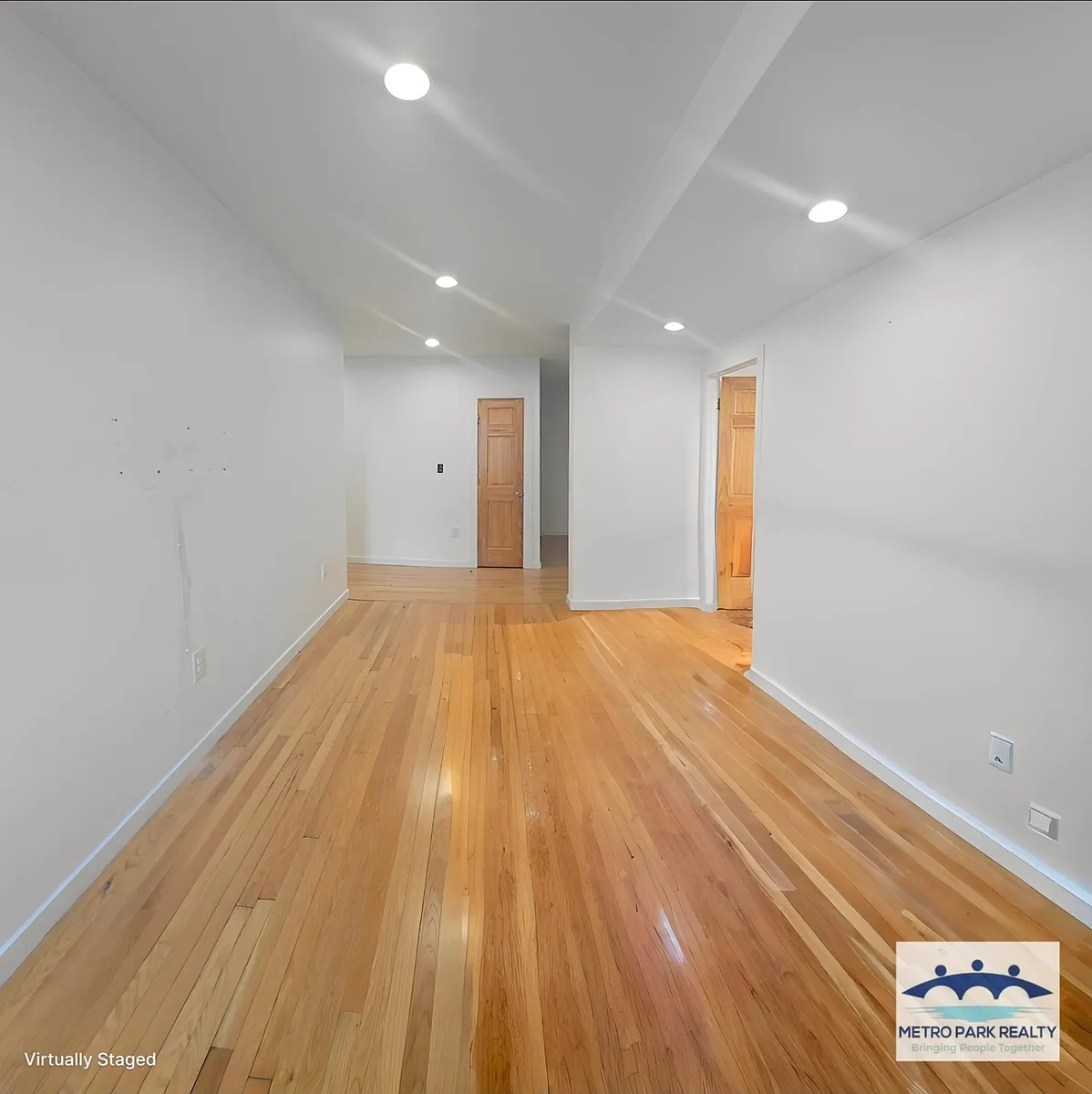 Building Photo - 41-56 Denman St #C4