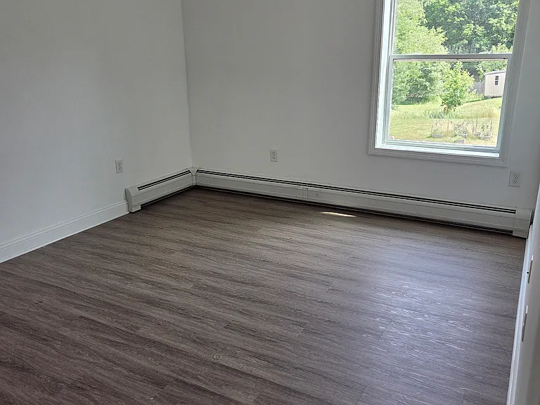 622 Main St #2 — Photo 10