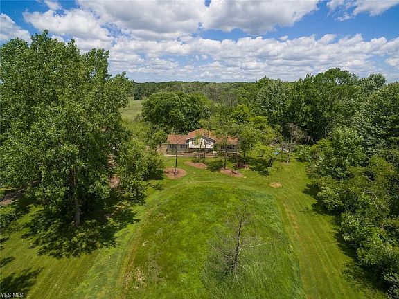 4th image of 5751 Reserve Ln