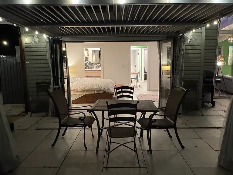 881 Hawthorne Dr — Photo 12