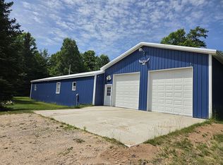 33418 N West Rd, Eckerman, MI 49728