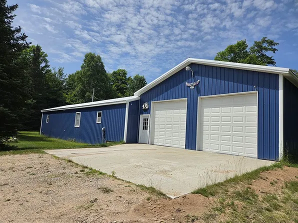 33418 N West Rd, Eckerman, MI 49728