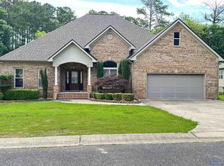 112 Deer Valley Pkwy, Rainbow City, AL 35906