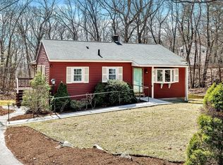 33 Peach Orchard Rd, Burlington, MA 01803