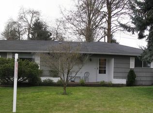 1992 Carmel Ave, Eugene, OR 97401