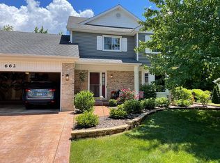 662 David Ln, Carol Stream, IL 60188