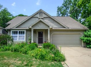 427 Parkwood St, Ann Arbor, MI 48103