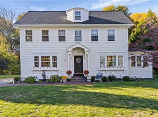 177 Newcastle Rd, Rochester, NY 14610