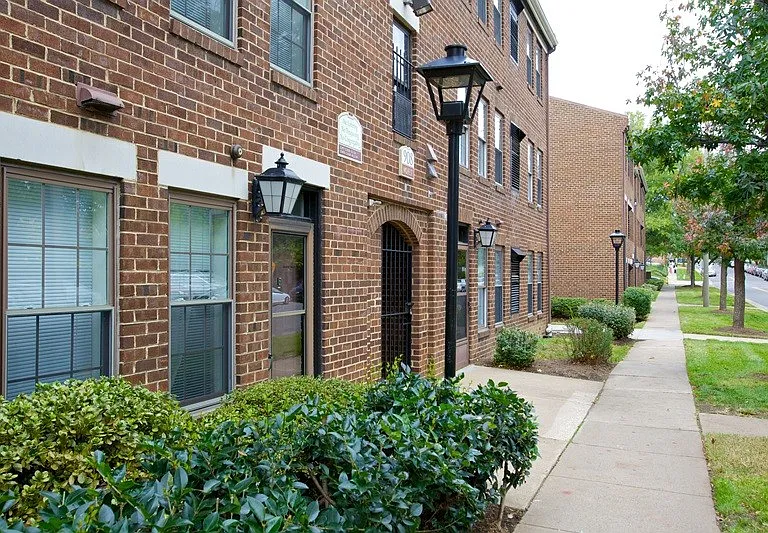 Heritage at Old Town — Photo 8