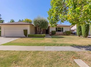 3279 E Vartikian Ave, Fresno, CA 93710