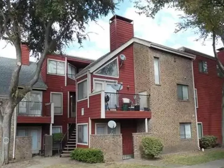 9829 Walnut St #O201 — Photo 15