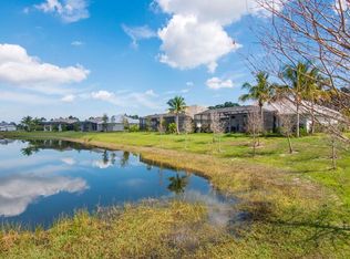 5857 Lake Pine Rd, Vero Beach, FL 32967