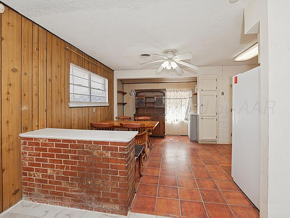 5th image of 1252 Iris St