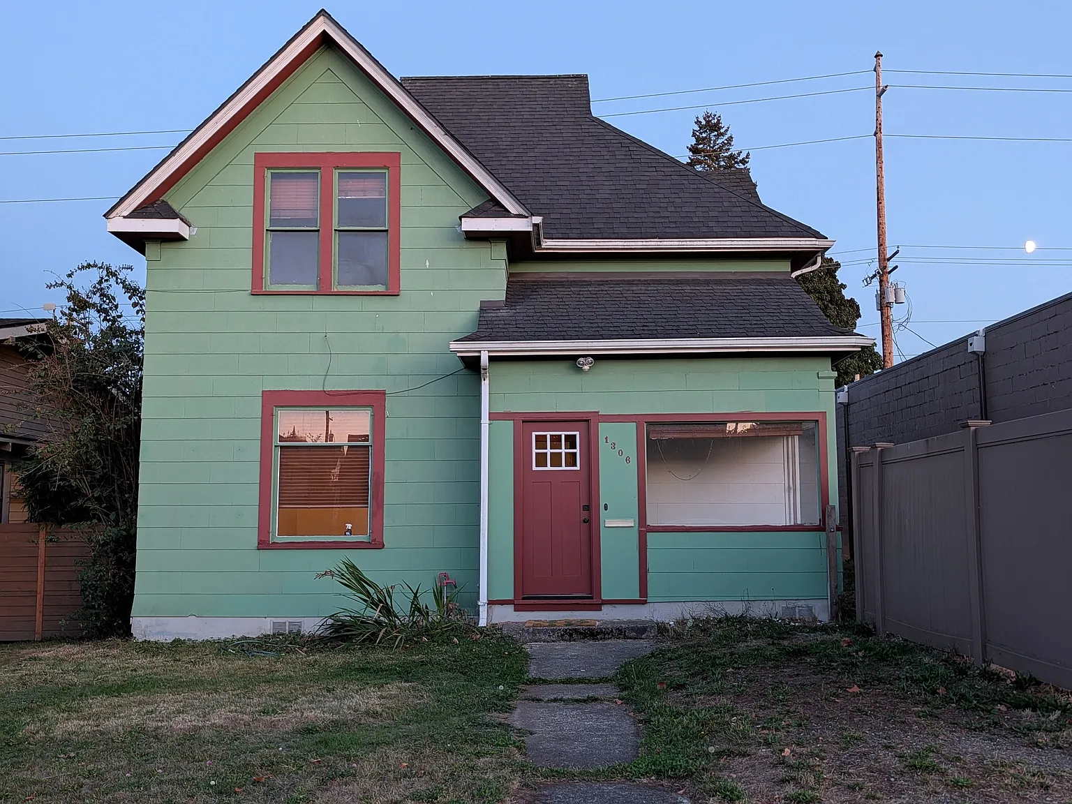 4 bed, 1500 sqft, $3,000 — Photo 1