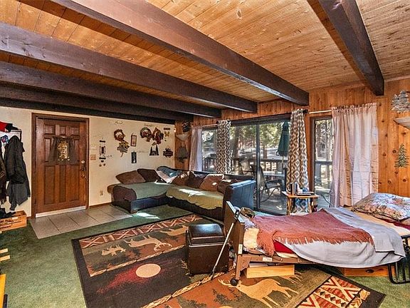 3rd image of 425 Barrett Way