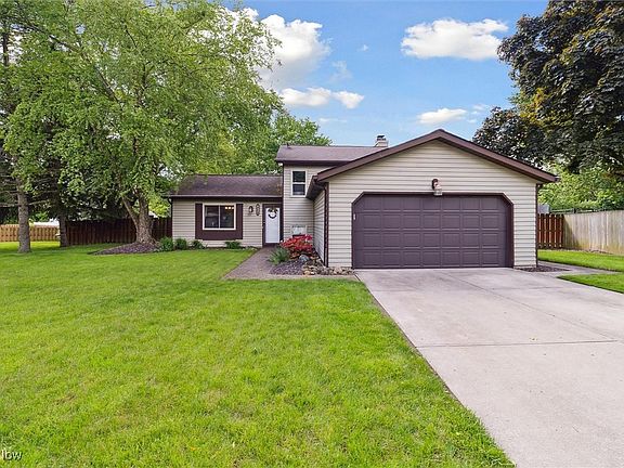 2nd image of 9521 Charney Cir