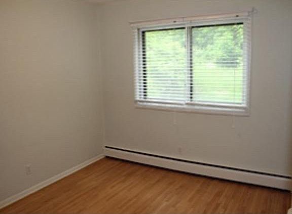 4th image of 1818 Arthur Street NE