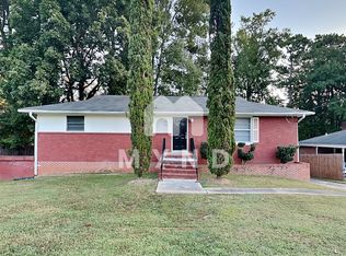 946 Morrow Rd, Morrow, GA 30260