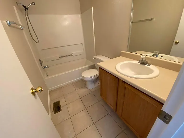 10728 Miera Dr NW — Photo 12