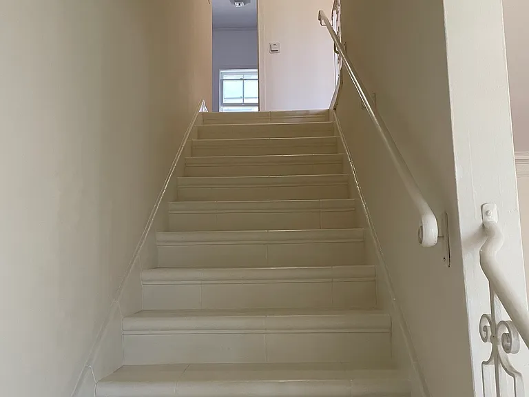 141 N Catalina St #141 — Photo 7