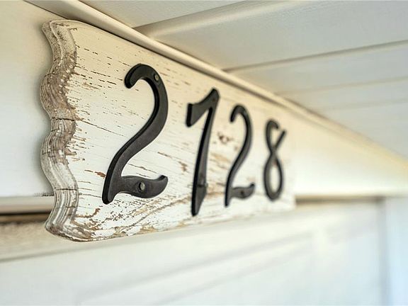 3rd image of 2728 Pin Oak Dr