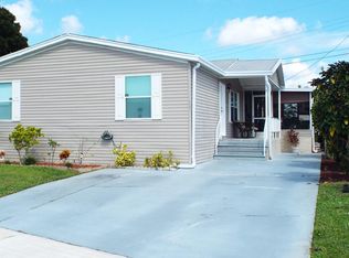 4191 Meadow View Dr, Boynton Beach, FL 33436