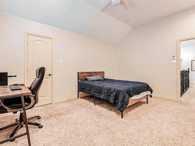 20307 Cortina Valley Dr — Photo 42