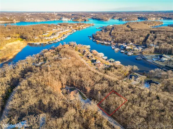 LOT 1335 Champion Dr, Sunrise Beach, MO 65079