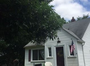 1214 Helen St, Garden City, MI 48135