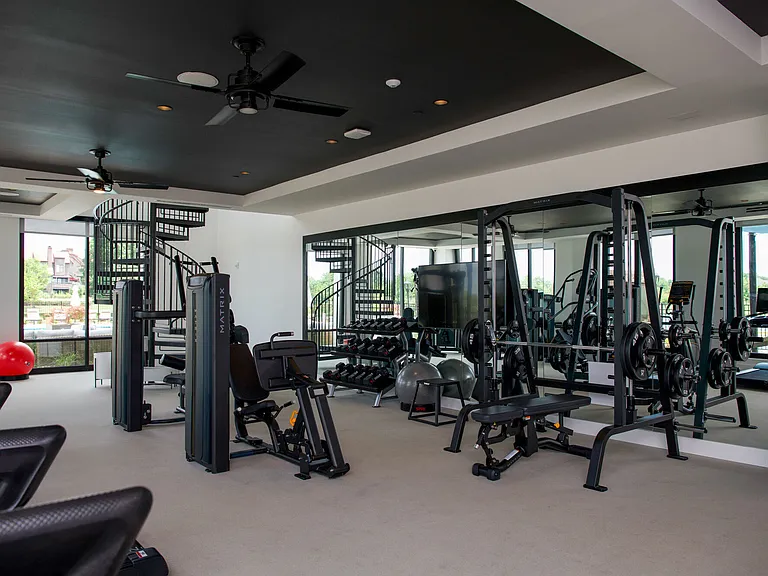 NOVEL University Place by Crescent Communities — Photo 21