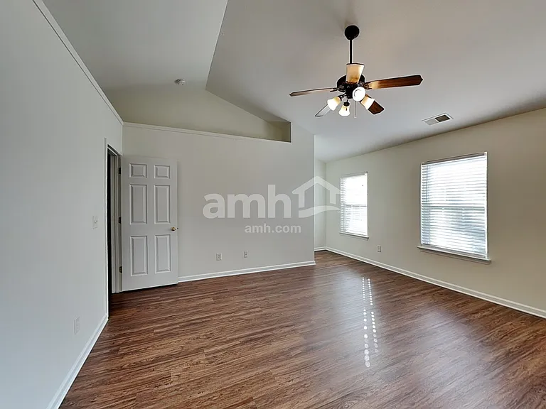 2632 Forest Grove Ct — Photo 9