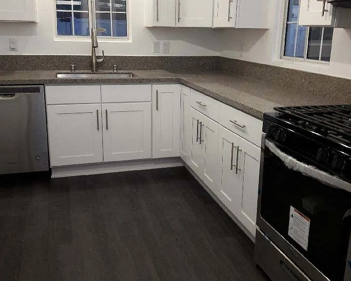 10519 Samoa Ave — Photo 9