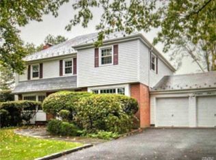 806 Hunt Ln, Manhasset, NY 11030